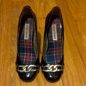 Steve Madden Patent Black Pumps with Gold Chain.